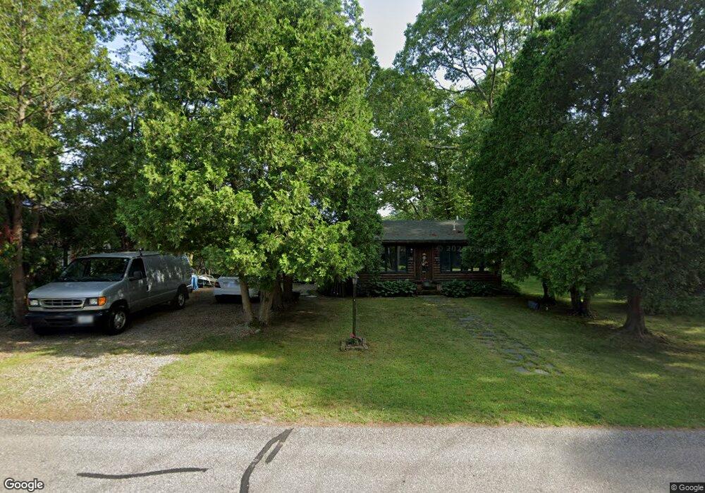 118 Pettaquamscutt Lake Rd, Saunderstown, RI 02874 - photo 1