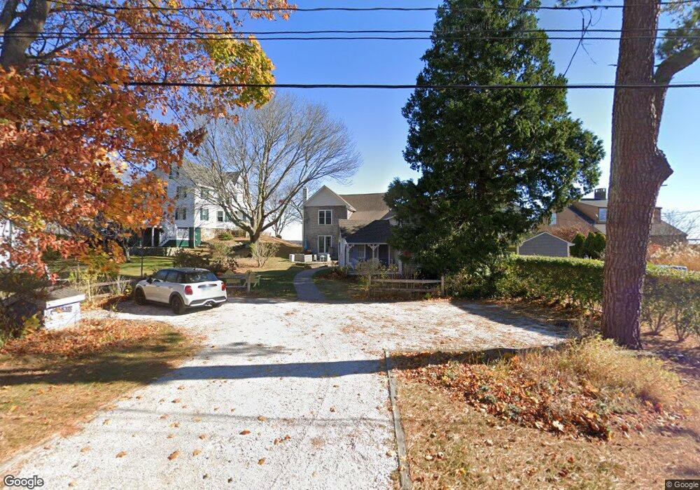 72 S Washington Ave, Niantic, CT 06357 - photo 1