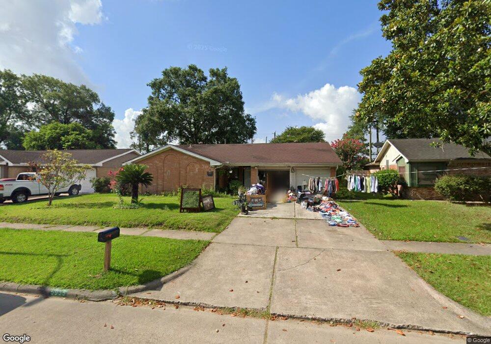 5935 Black Maple Ln, Houston, TX 77088 - photo 1