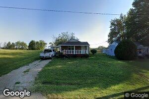 804 E Karsten St, Steeleville, IL 62288