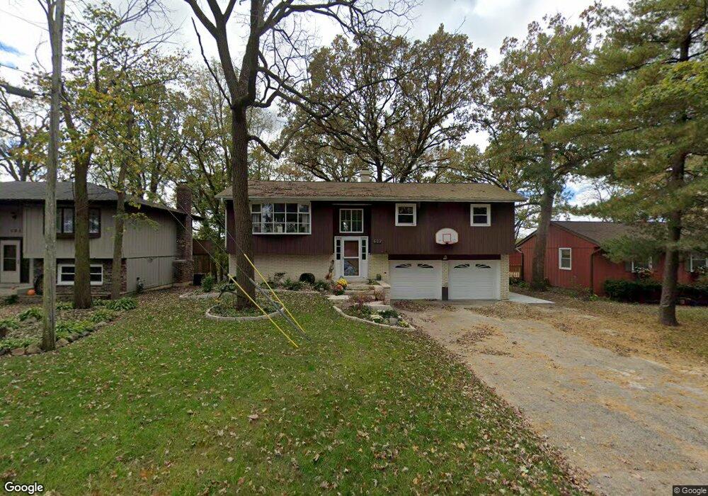 602 Delaware Dr unit 10, Lake In the Hills, IL 60156 - photo 1