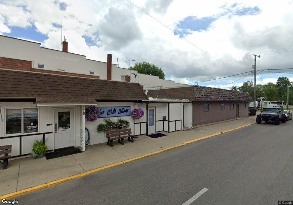 178 W Main St, Berne, IN 46711 - photo 1