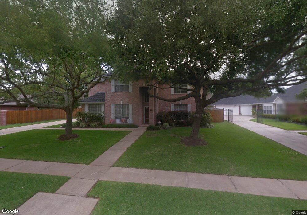 405 Silverleaf Dr, Friendswood, TX 77546 - photo 1