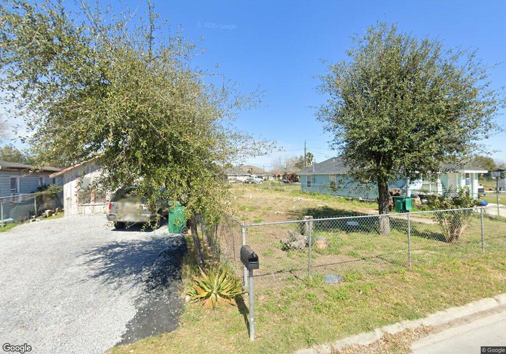 806 W Bell Ave, Pharr, TX 78577 - photo 1