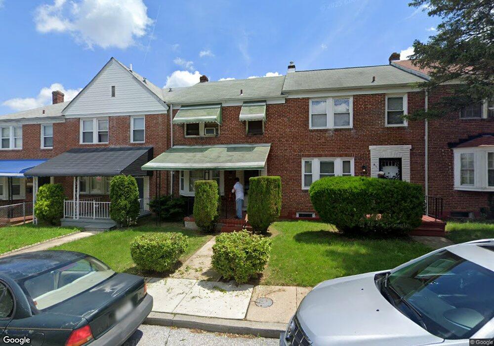 817 Wildwood Pkwy, Baltimore, MD 21229 - photo 1