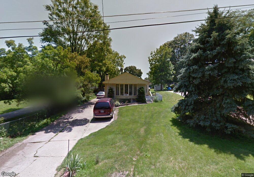 3330 Franklin Ave, Des Moines, IA 50310 - photo 1