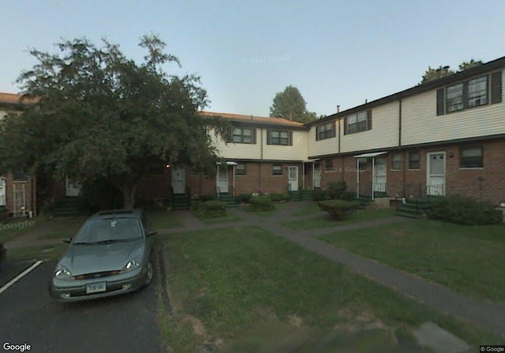 55 Hampton Ct, Newington, CT 06111 - photo 1