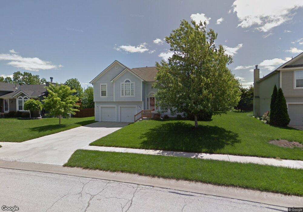 23711 W 58th St, Shawnee, KS 66226 - photo 1