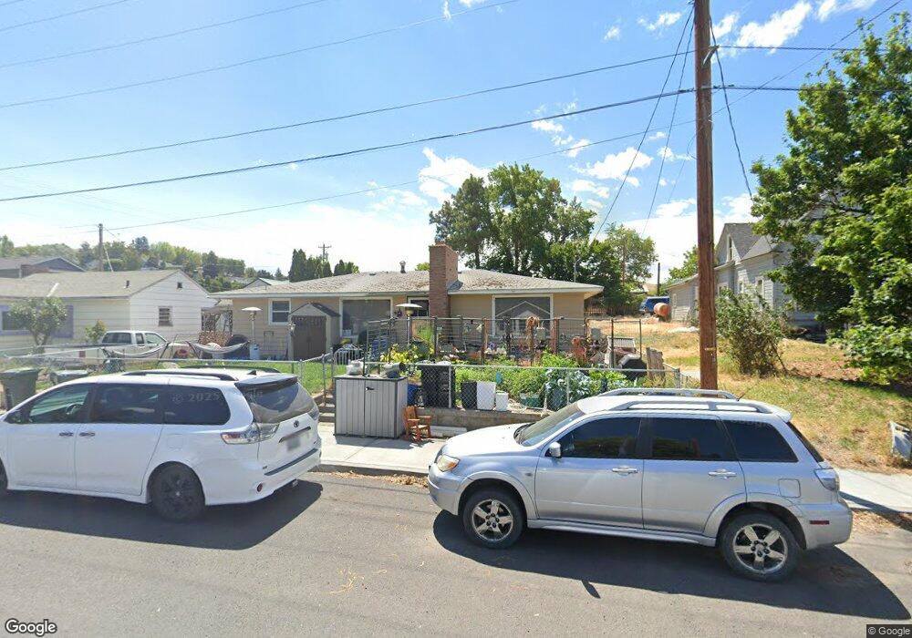 180 Quaid St, Heppner, OR 97836 - photo 1