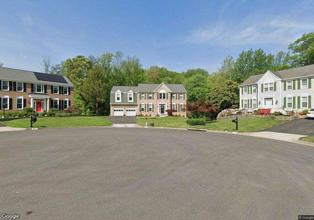 8921 Magnolia Ridge Rd, Fairfax Station, VA 22039 - photo 1