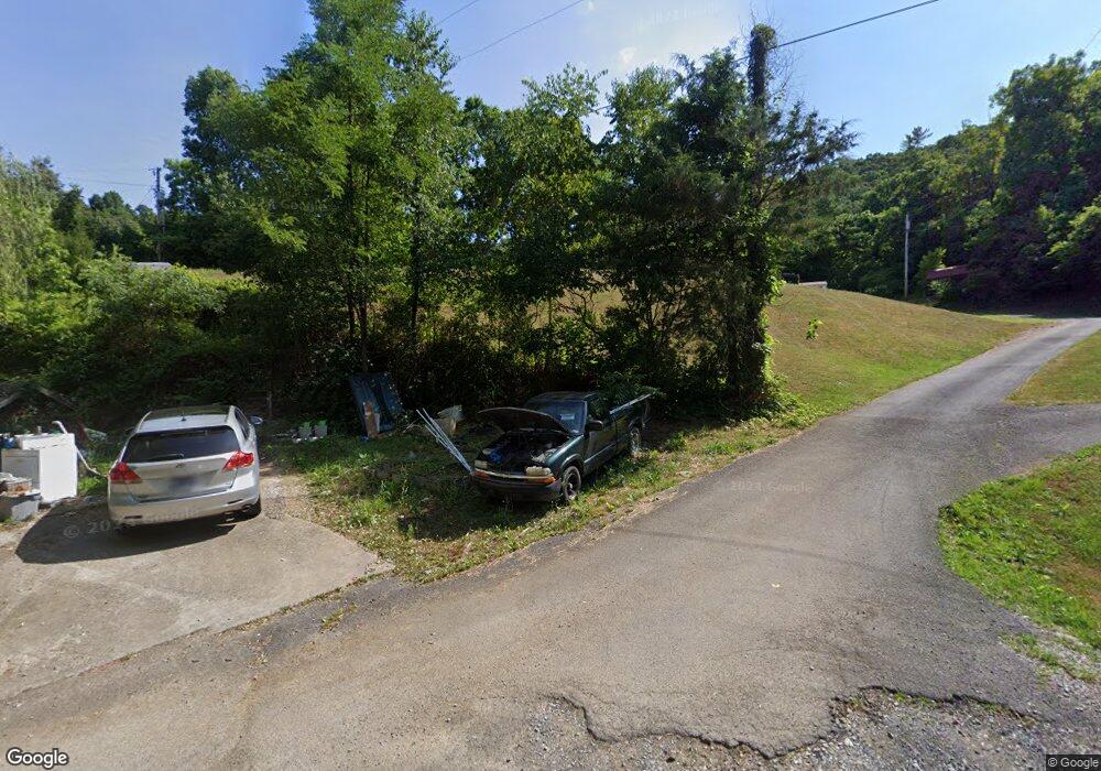 215 Dalewood Rd, Johnson City, TN 37601 - photo 1