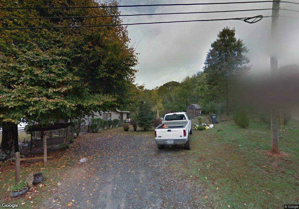 889 Pinecrest Rd, Canton, GA 30115 - photo 1