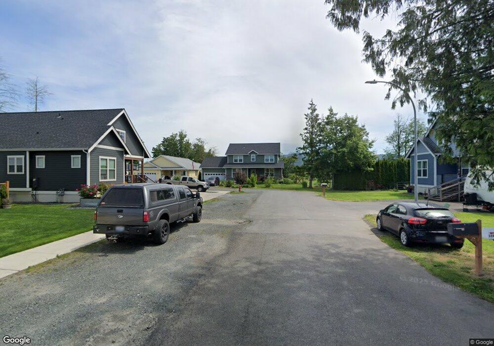 537 E 3rd St, Sumas, WA 98295 - photo 1