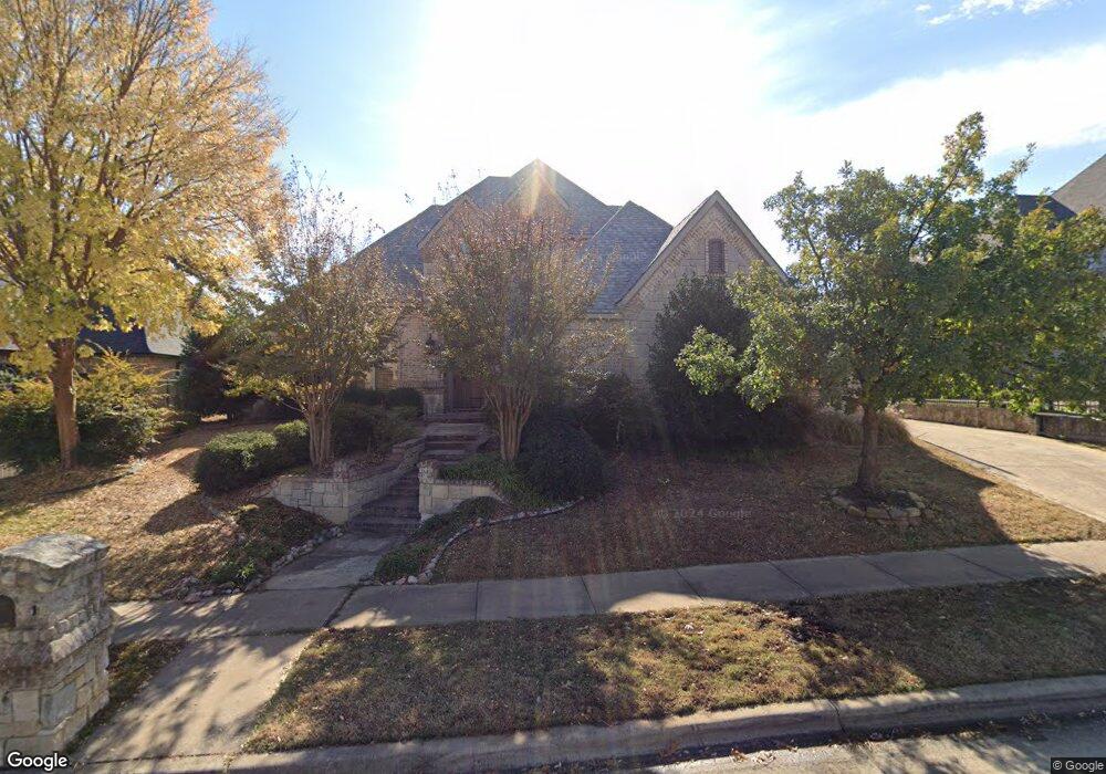 9016 Cedar Bluffs Dr, North Richland Hills, TX 76182 - photo 1