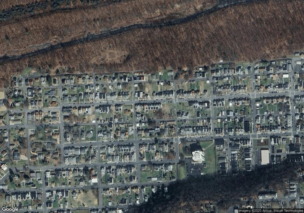 1434 W Walnut St, Coal Township, PA 17866 - photo 1