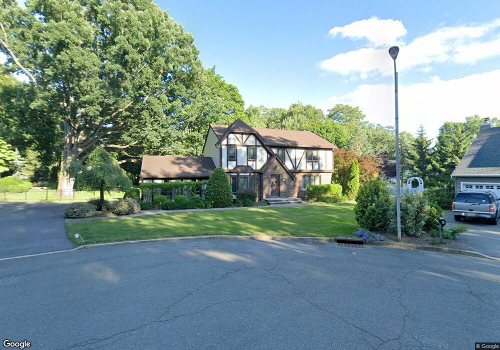 10 Foster Ct, Midland Park, NJ 07432 - photo 1