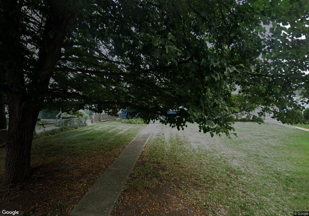 656 E Jeffrey Place, Columbus, OH 43214 - photo 1