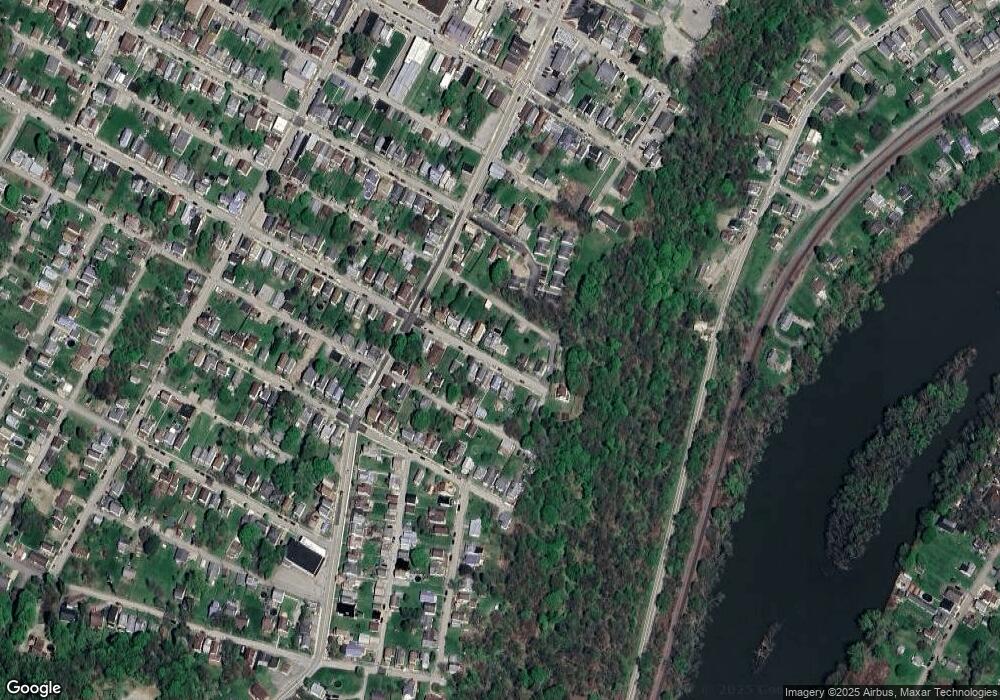 106 Lowell St, Vandergrift, PA 15690 - photo 1