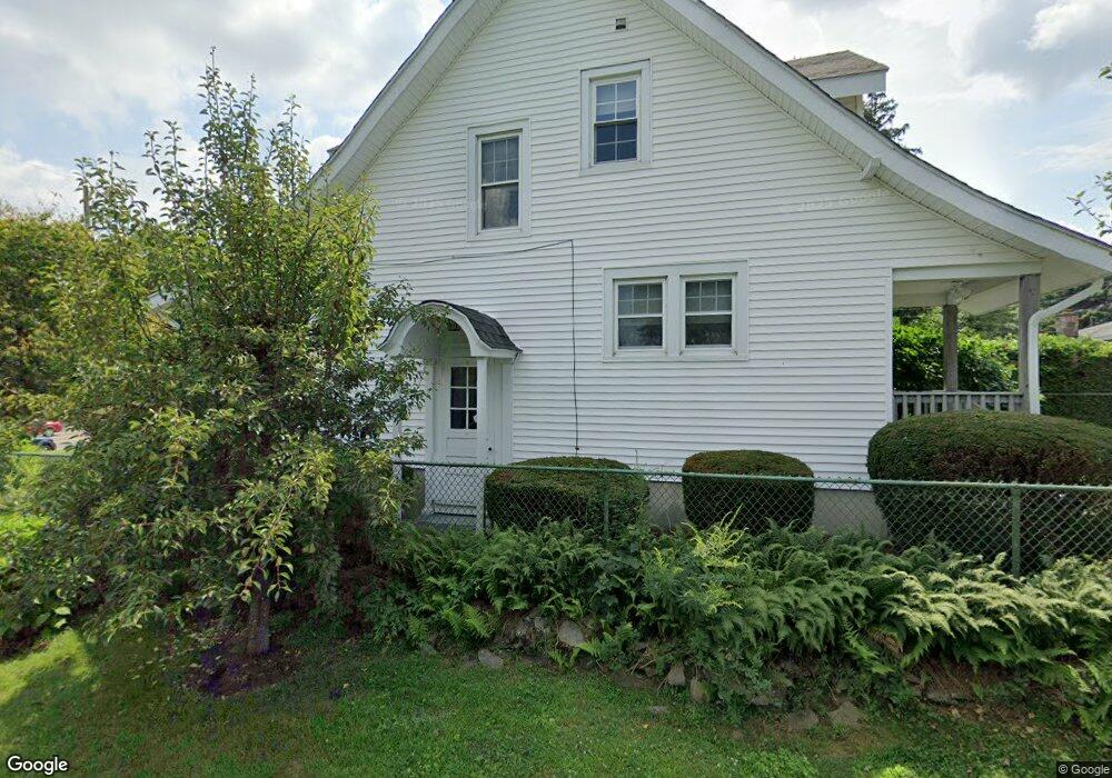 988 E Broad St, Hazleton, PA 18201 - photo 1