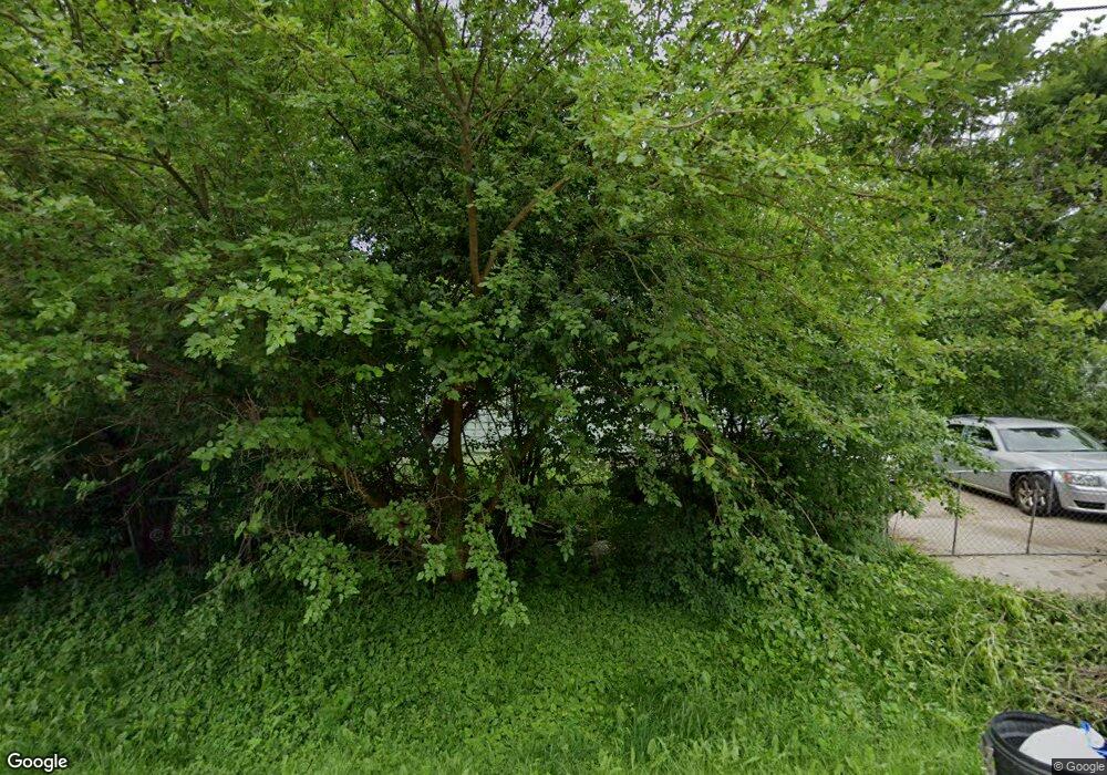 1104 Charles Ave, Flint, MI 48505 - photo 1