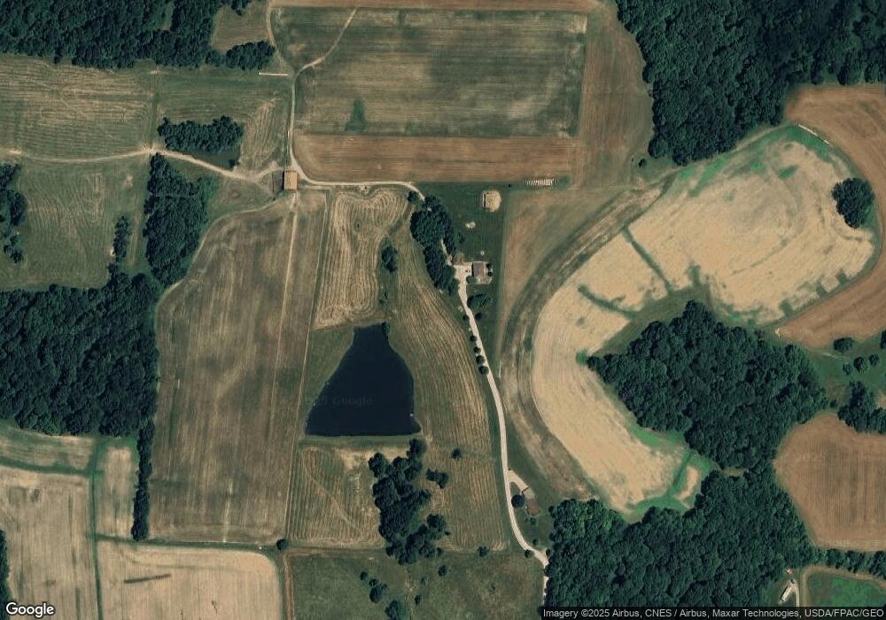 17035 N Pike Rd, Mount Perry, OH 43760 - photo 1