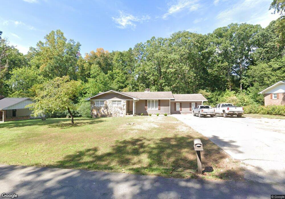 1425 Shady Acres Rd NE, Dalton, GA 30721 - photo 1