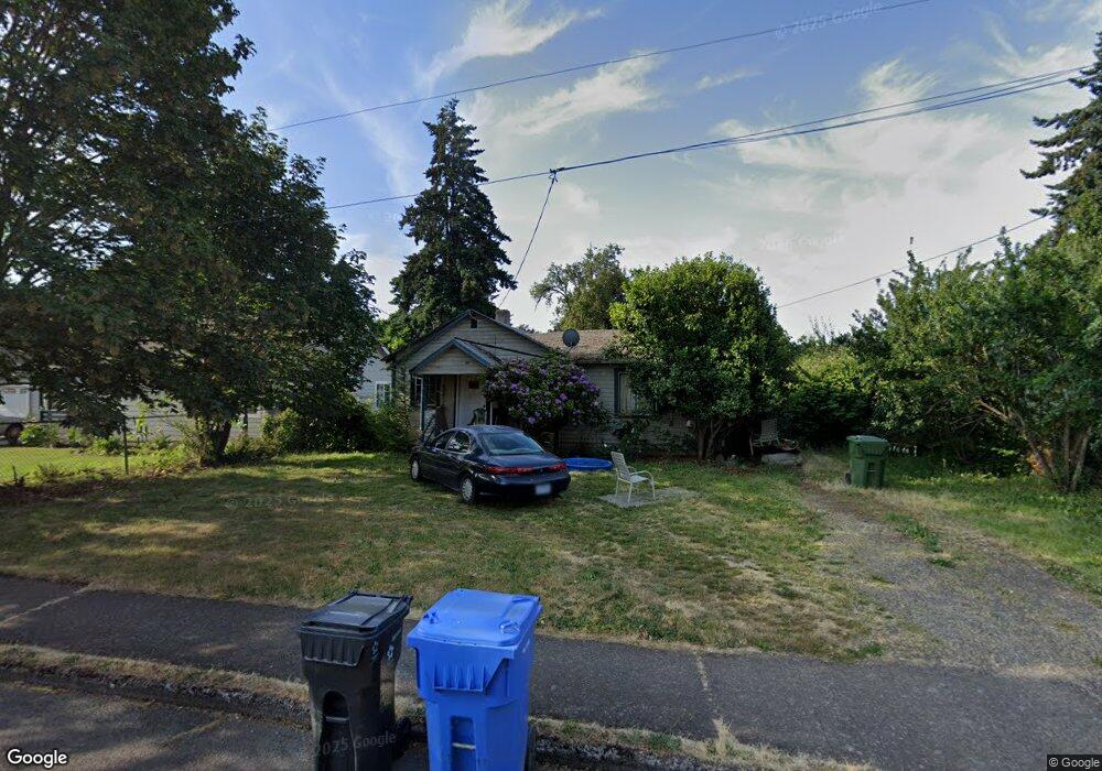 2070 Stortz Ave NE, Salem, OR 97301 - photo 1