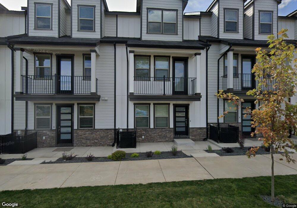 61509 White Tail St, Bend, OR 97702 - photo 1