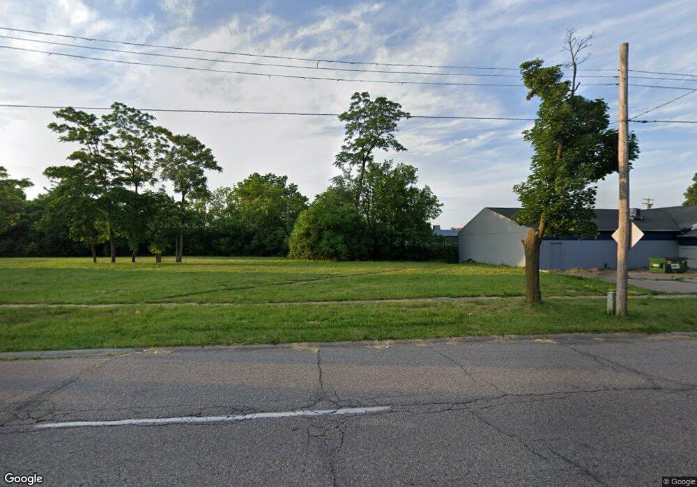 110 E 7th St, Flint, MI 48502 - photo 1