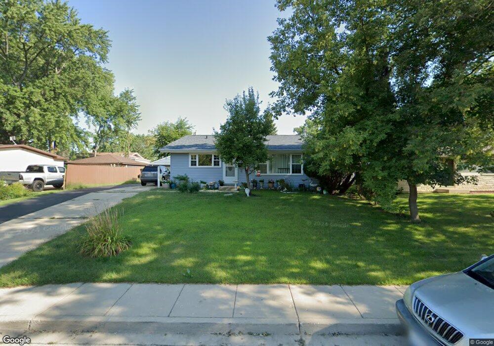210 Granada Rd, Carpentersville, IL 60110 - photo 1