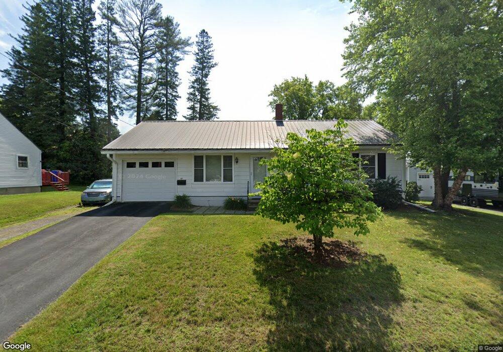 47 Southard St, Saint Johnsbury, VT 05819 - photo 1