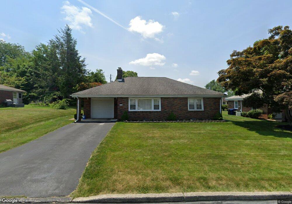 4224 Oakleigh Rd, Allentown, PA 18104 - photo 1