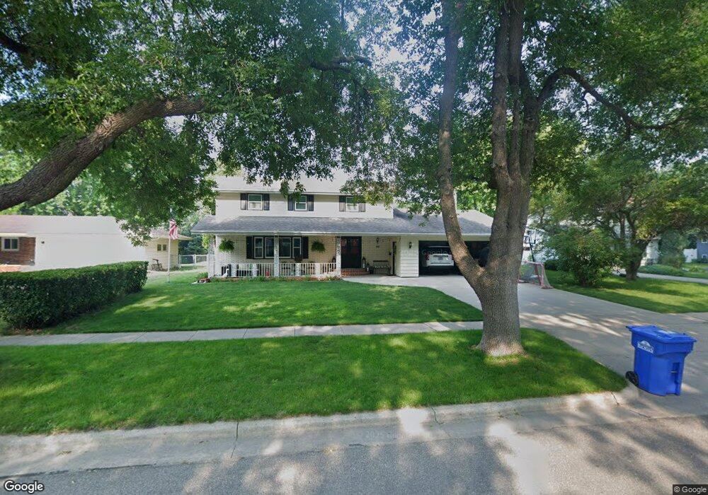 2408 Willow Rd N, Fargo, ND 58102 - photo 1