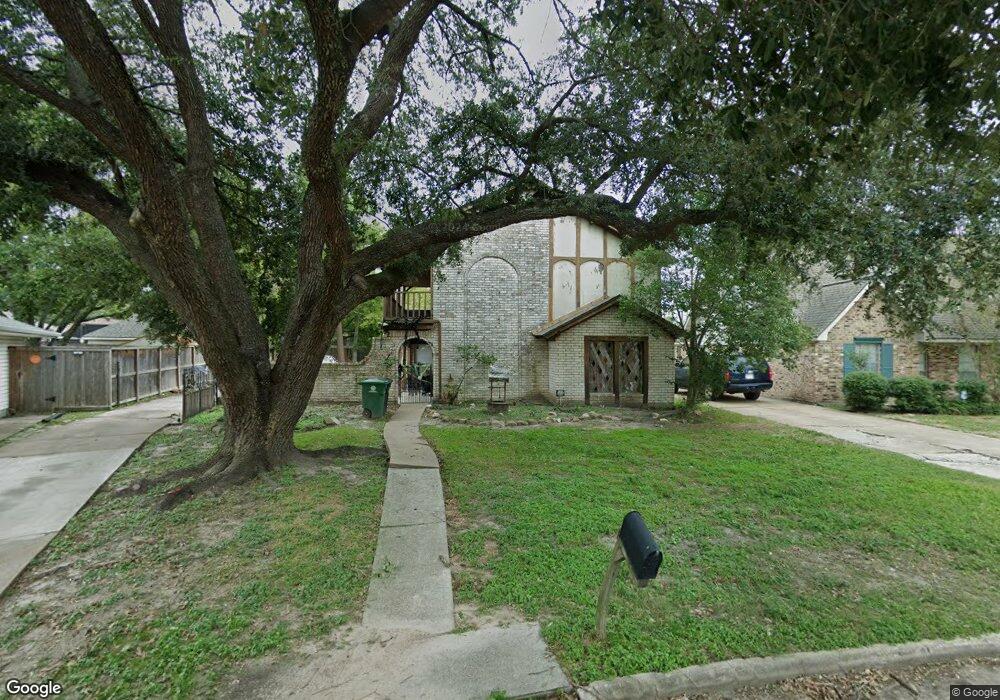 6310 Fairwood Dr, Houston, TX 77088 - photo 1