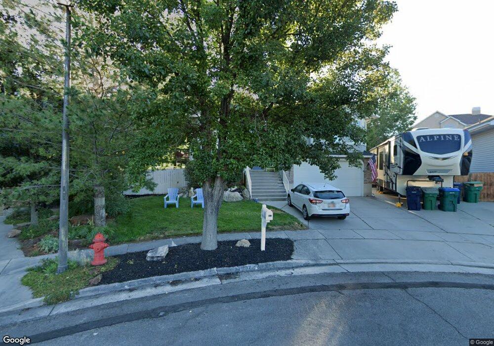 7907 Pear Tree Cir, Sandy, UT 84094 - photo 1