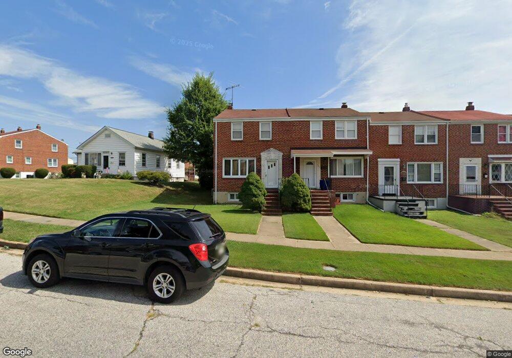 921 Palladi Dr, Halethorpe, MD 21227 - photo 1