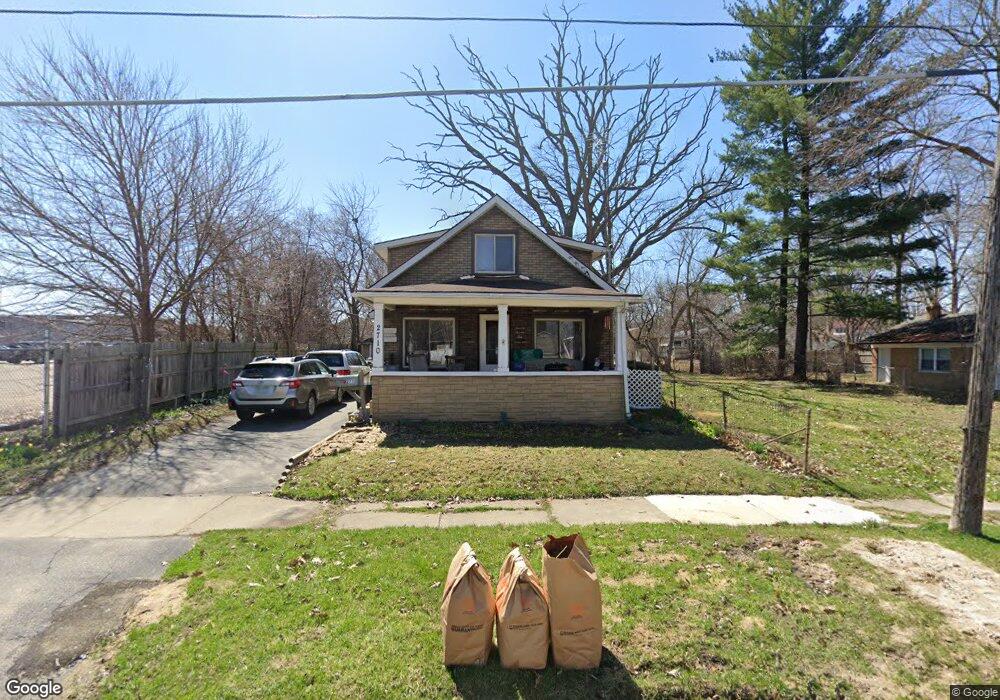 2710 Maryland Ave, Flint, MI 48506 - photo 1