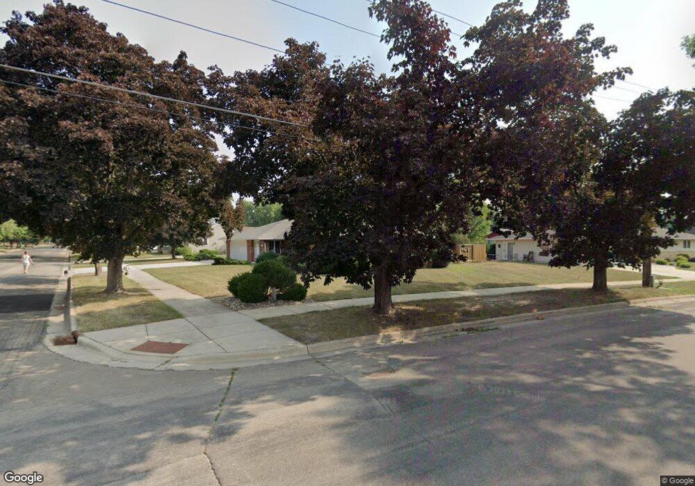 1907 11th St SW, Austin, MN 55912 - photo 1