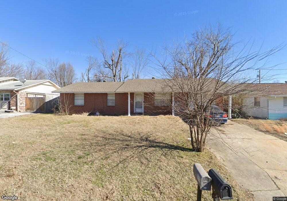 1813 S Craig Cir, Rogers, AR 72758 - photo 1