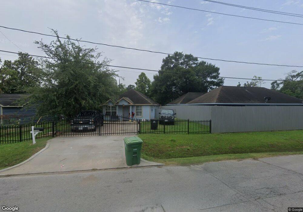2440 Turner Dr, Houston, TX 77093 - photo 1