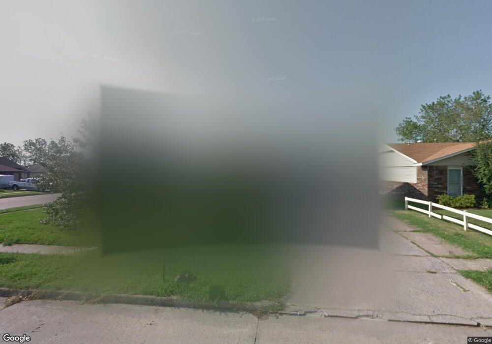 1301 W Pittsburg St, Broken Arrow, OK 74012 - photo 1