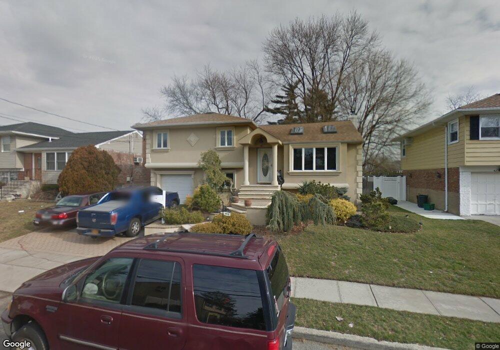 1519 Peapond Rd, North Bellmore, NY 11710 - photo 1