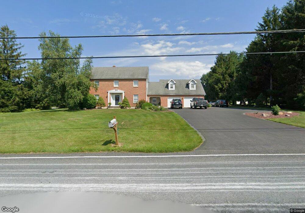 1518 Bushkill Center Rd, Bath, PA 18014 - photo 1