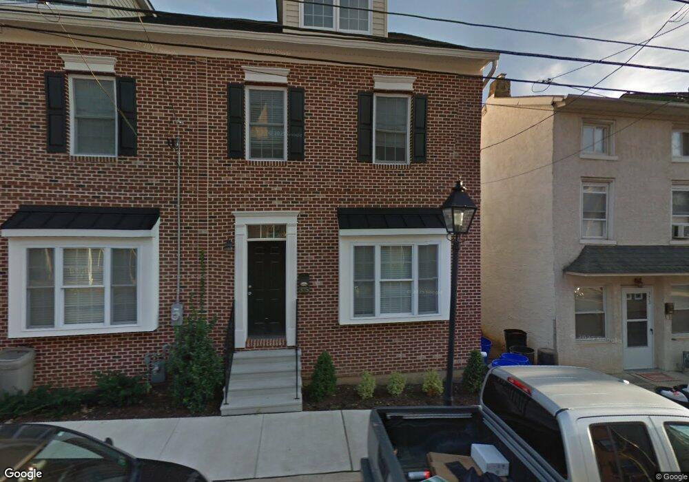 375 E Hector St, Conshohocken, PA 19428 - photo 1