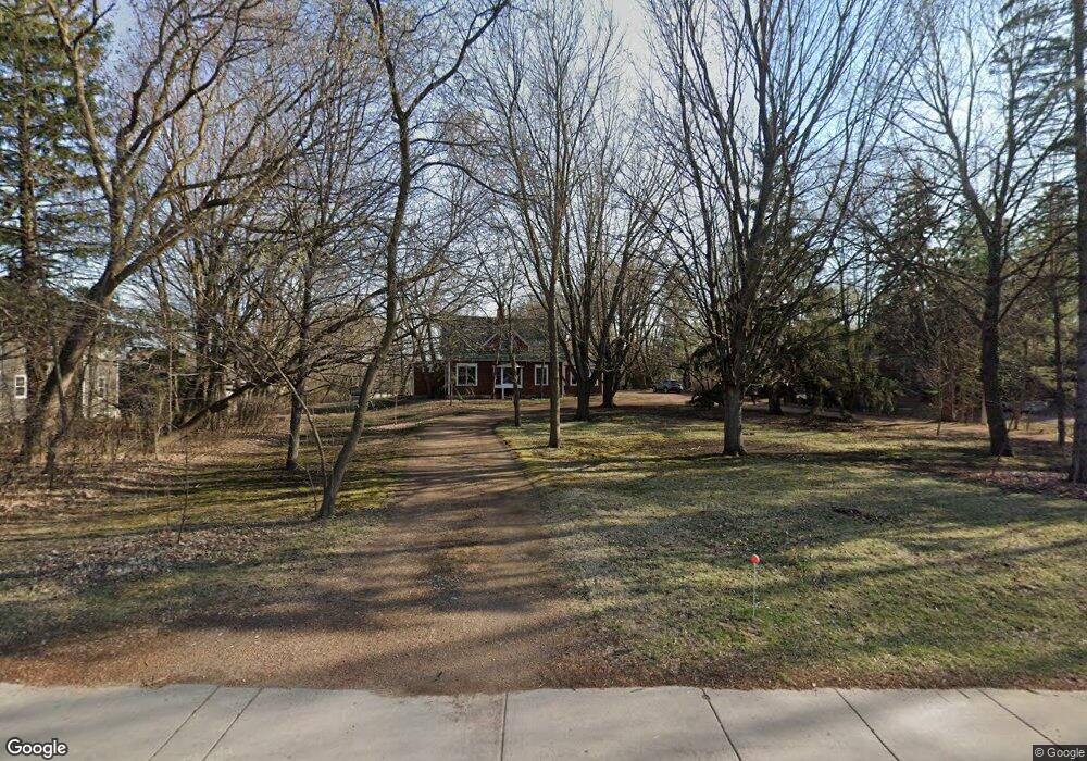 25335 Smithtown Rd, Excelsior, MN 55331 - photo 1