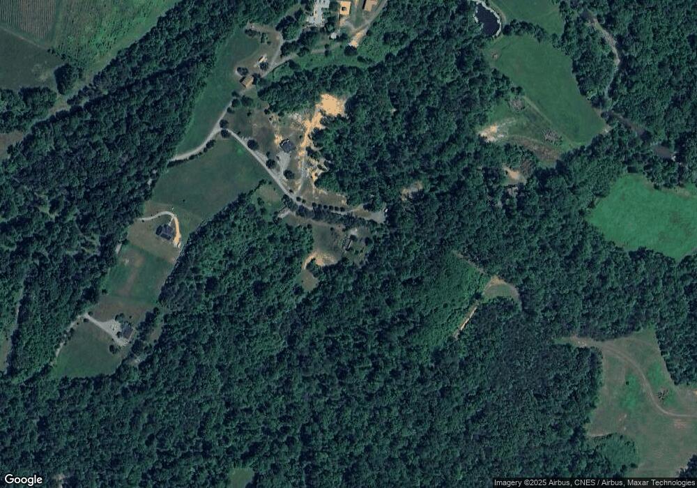 598 Touchstone Ln, Stanardsville, VA 22973 - photo 1