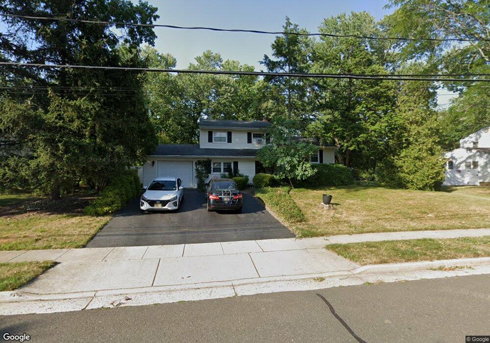 16 Daniel Dr, Matawan, NJ 07747 - photo 1