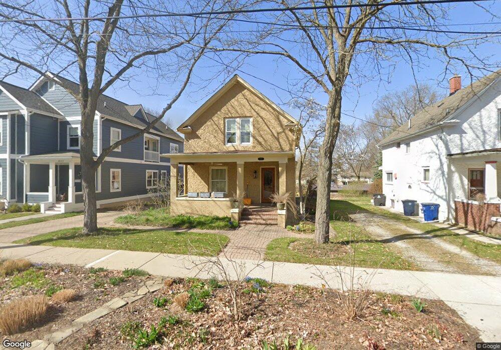 818 W Jefferson St, Ann Arbor, MI 48103 - photo 1