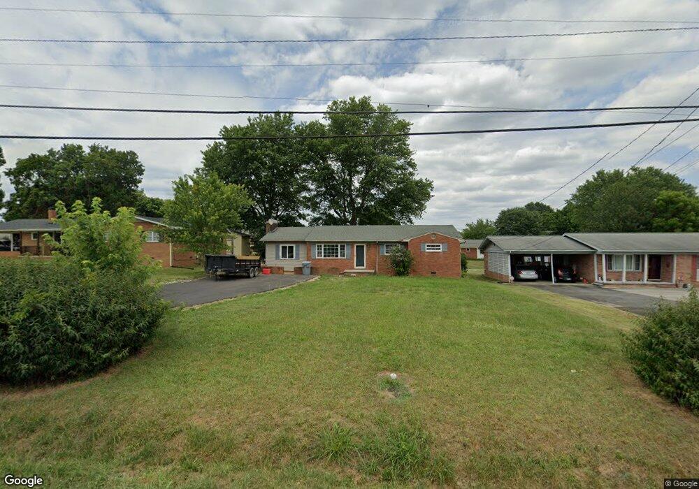 518 W Balfour Ave, Asheboro, NC 27203 - photo 1