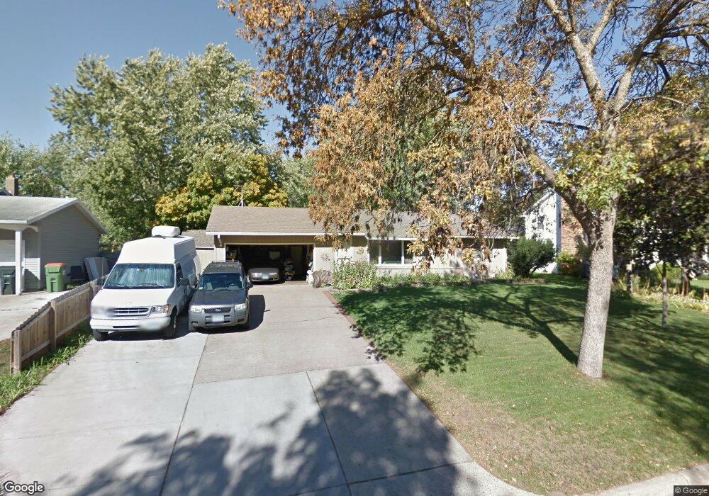 2725 107th Ln NW, Coon Rapids, MN 55433 - photo 1